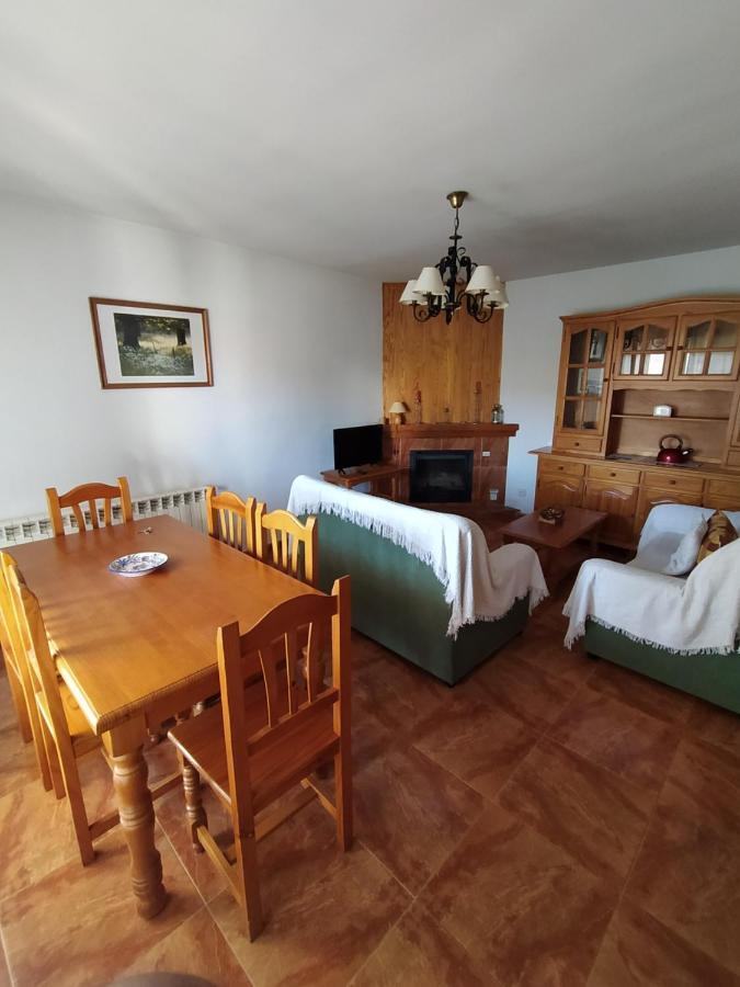 Apartamentos Rascafria Cerquilla Exterior photo